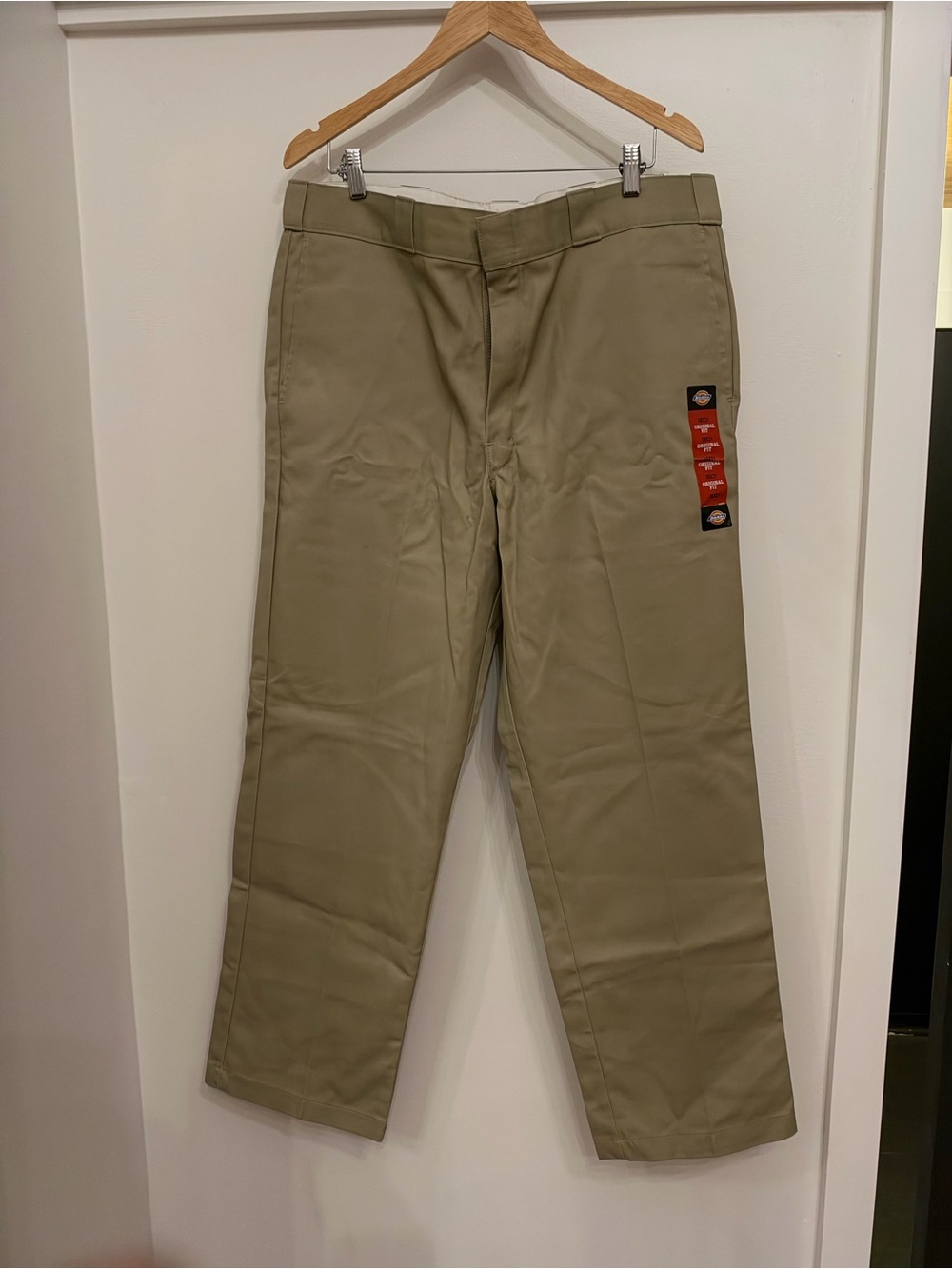 Dickies Men’s 847 Work Chinos in Khaki